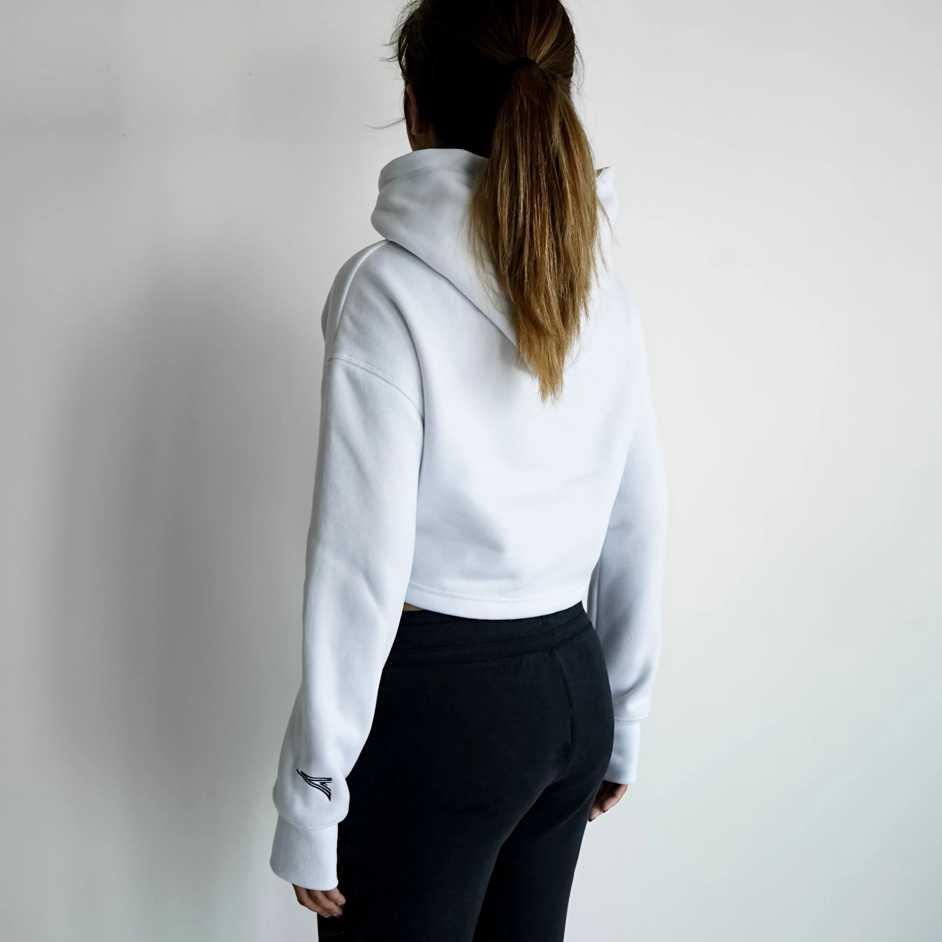 01-CROP HOODIE | WHITE