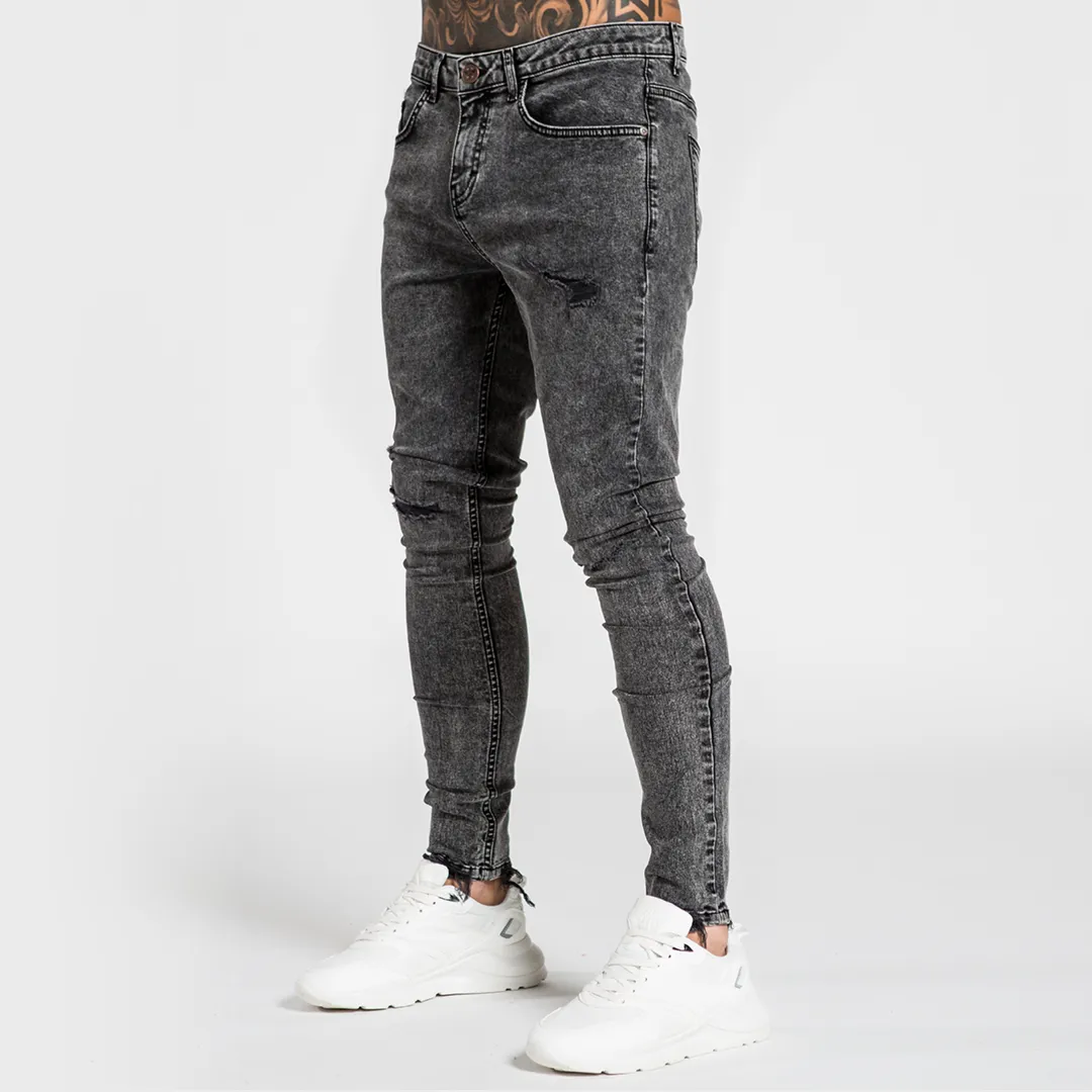 Montri Slim Fit Jeans - Black