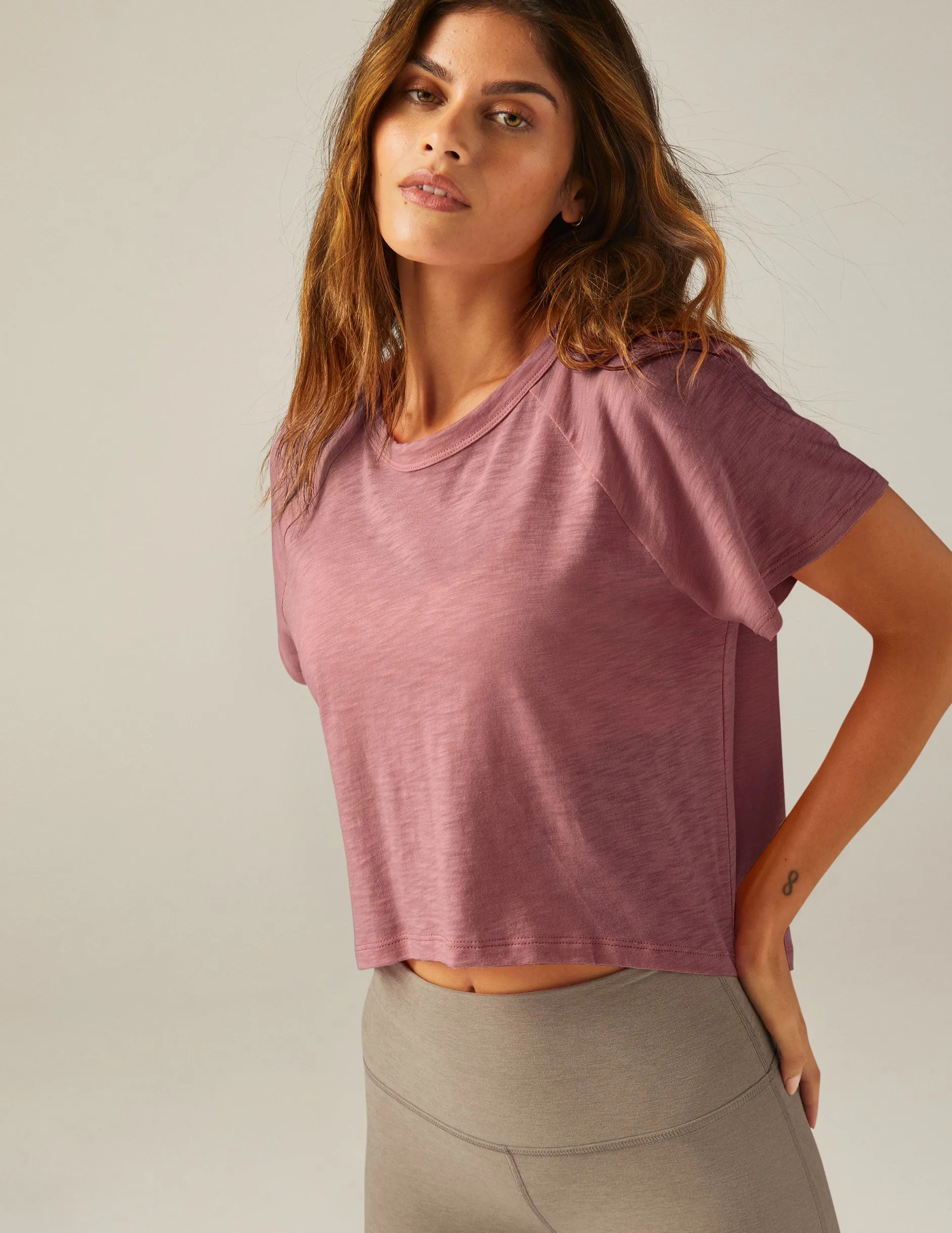 Signature High Low Cropped Tee